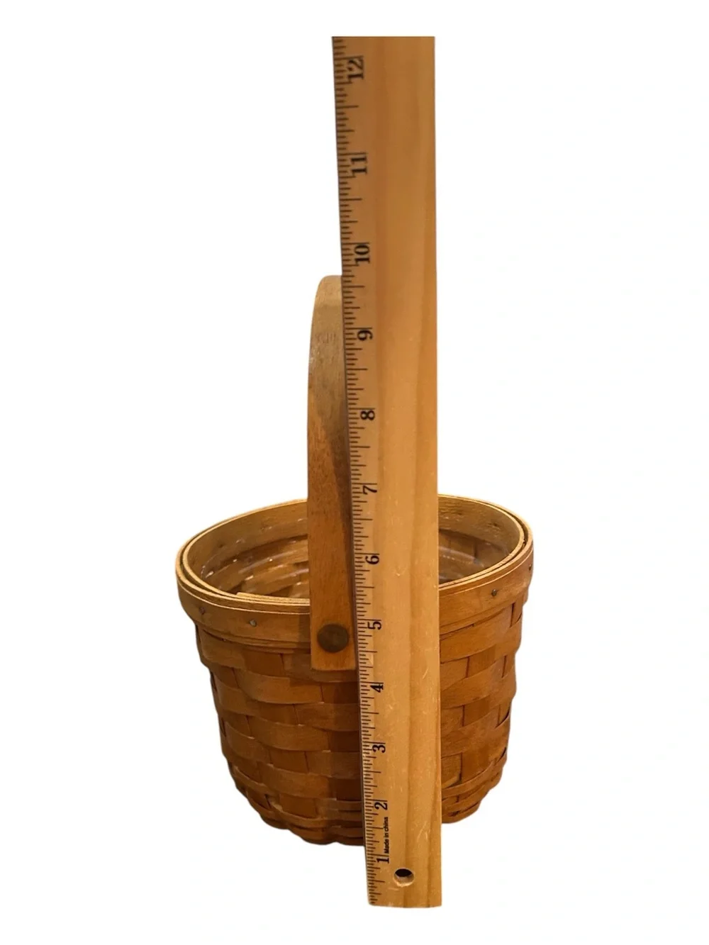 Medium Fruit Basket with Folding Handle and Plastic Protector 1994 Longaberger